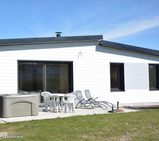 Maison Bord De Mer Avec Jacuzzi 네베즈 외부 사진